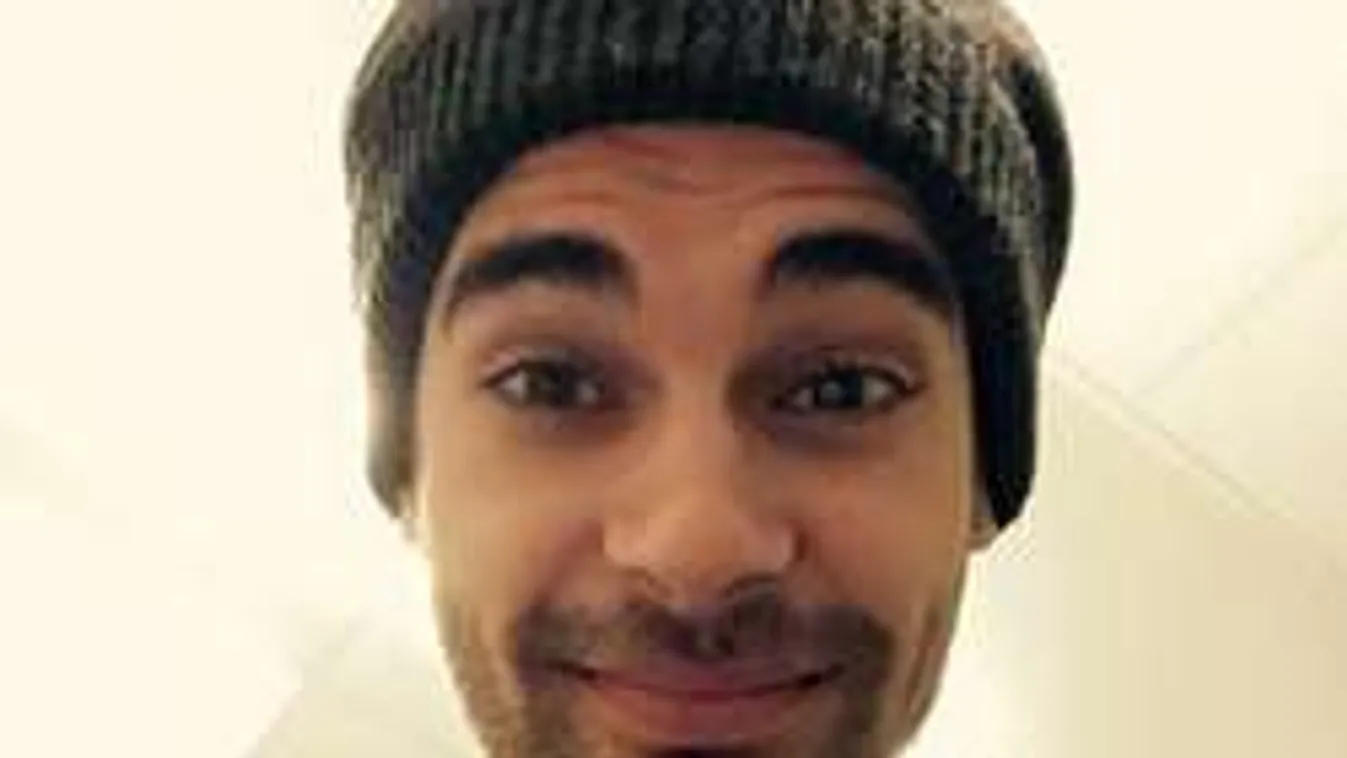 Karrierje miatt teljesen elhanyagolja családját Freddie