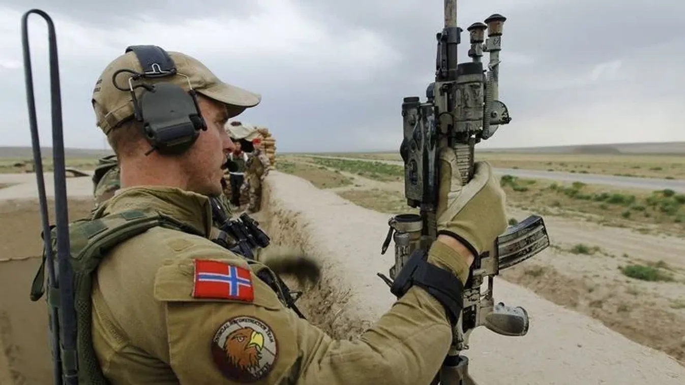 A norvég katonáknak be kell szolgáltatniuk a koszos alsóneműiket, döbbenetes, mi szükség erre