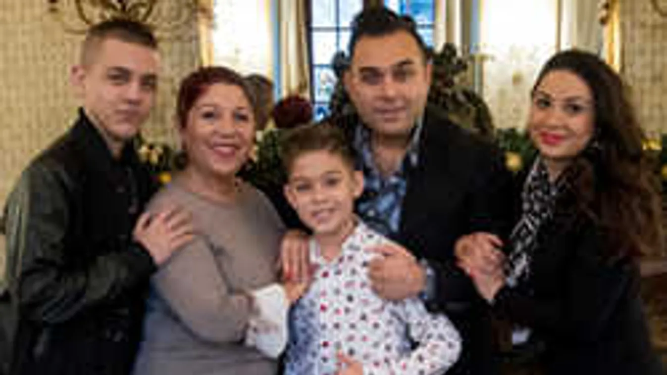 Megható! Így lepte meg édesanyját Bódi Csabi kisfia!