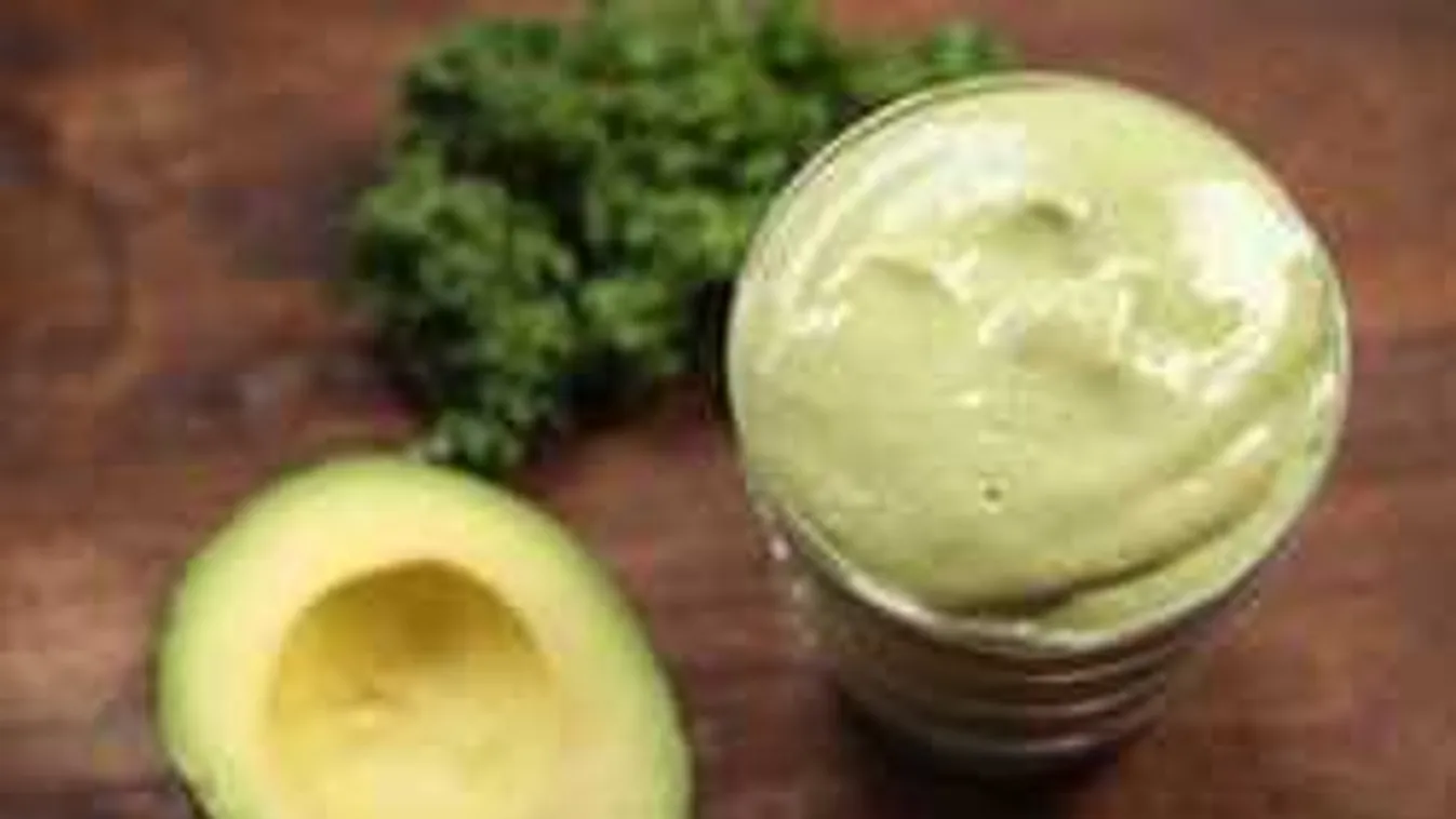 Szuperhatékony lett a zöldturmix, korán reggel zsírégetés!