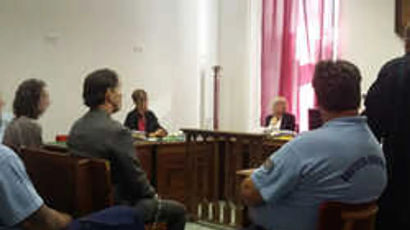 Hatósági mulasztások a Gyöngyösön éhen halt gyerek ügyében