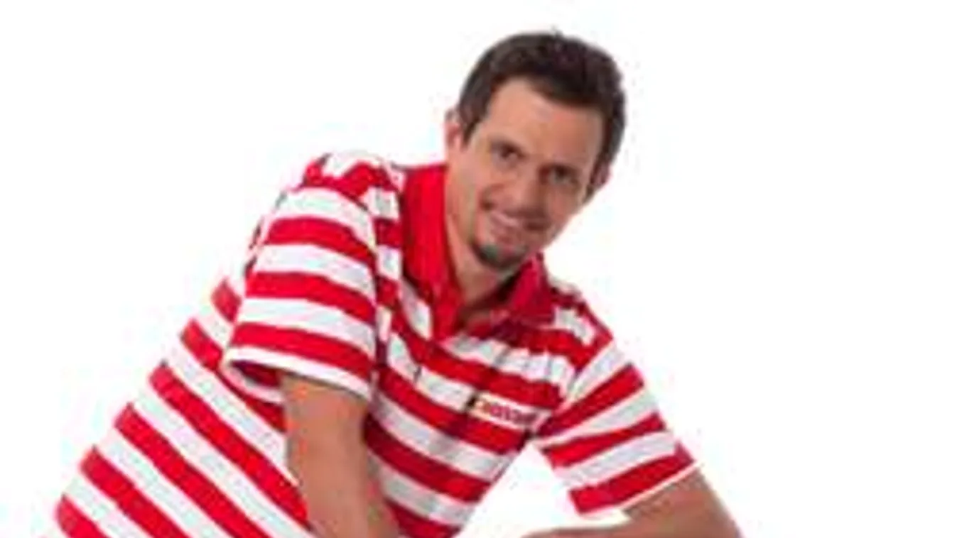 Botrány: szájon vágta a polgármester a zenészt egy jótékonysági bálon