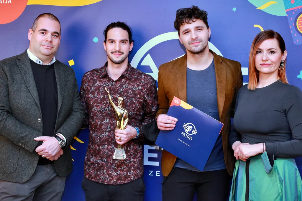 TISZTTARTÓ Titusz; MEDVEGY Anikó Edit; BAGOSSY László; PETÕFI Sándor