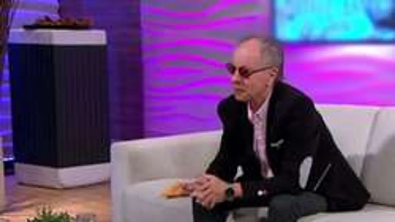 Komoly baj lehet a legendás magyar énekes egészségével