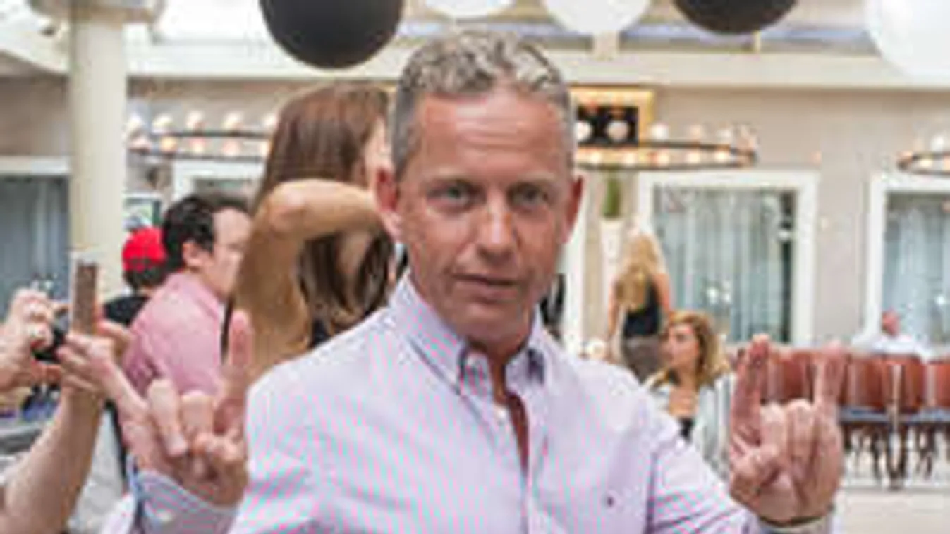 Hoppá! Csúnyán meghízott Schobert Norbi