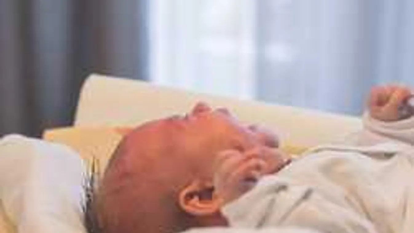 Botrányos dolgot tettek babájukkal a magyar szülők: bonyolult műtét mentette meg az életét