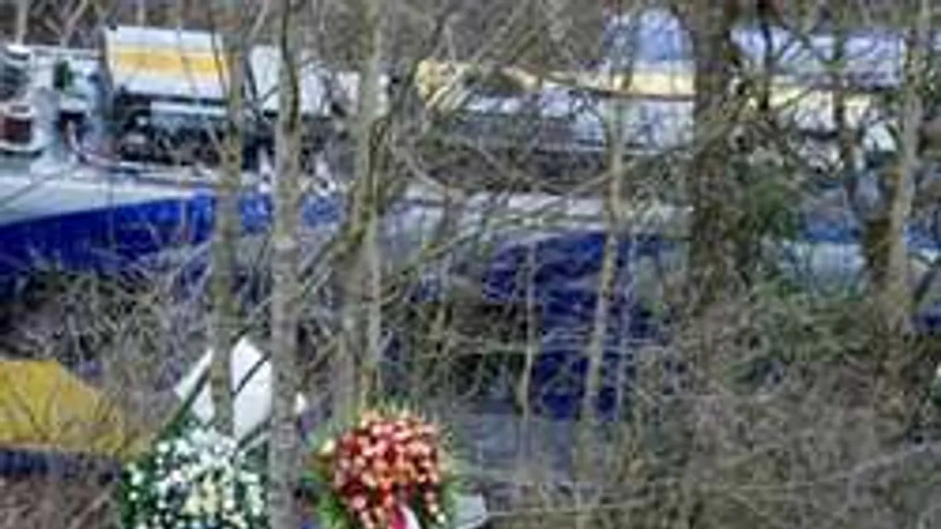 "Minden csupa vér volt." Az egyik túlélő videózott a vonatbalesetnél