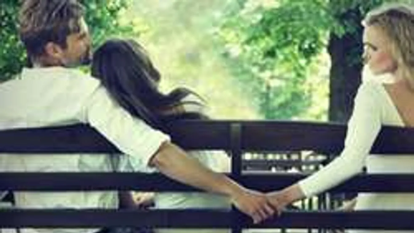 Bizonytalan vagy? 11 biztos jel, hogy megcsal a párod!