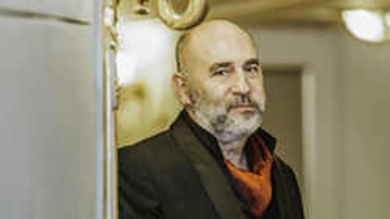 Ebben a mozifilmben tér vissza sroke-ja után Kulka János