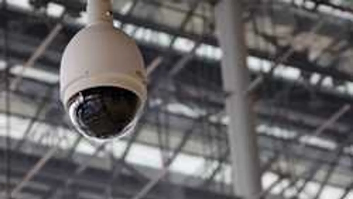 Döbbenet, mit rögzített Tárkányon a rendőrségi térfigyelő kamera