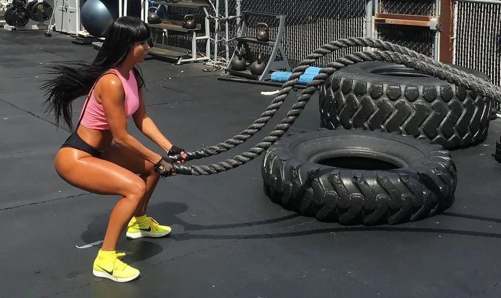 ariana-james12_instagram