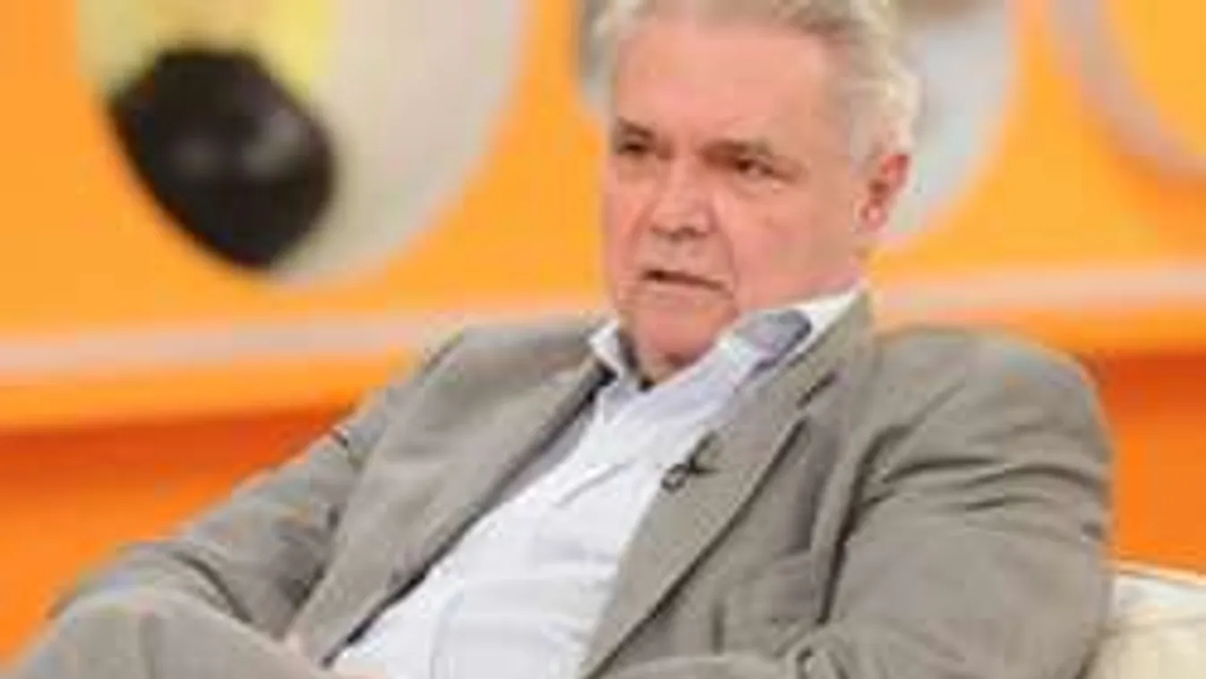 Oszter: Mégsem viszi a bank a házam!