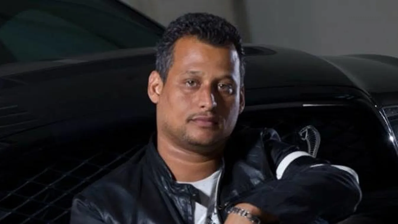 Ezt a gyönyörű nőt szereti a magyar énekes, már össze is költöztek