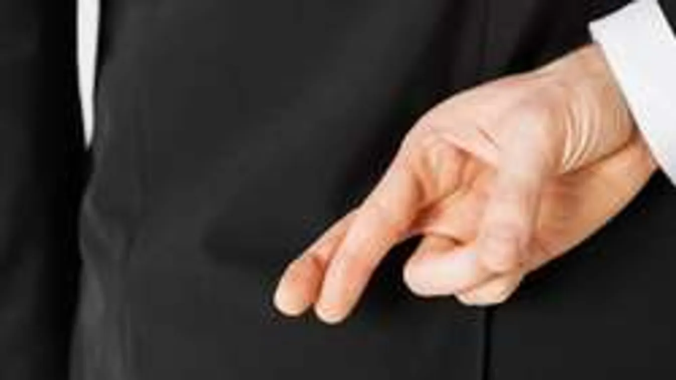 5 árulkodó jel, hogy gyanakodni kezdj: pofátlanul megcsalnak!