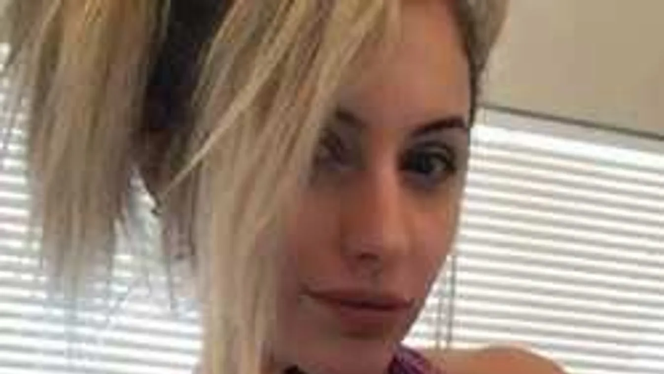 A szoliból posztolt anyaszült pucér képet a modell!