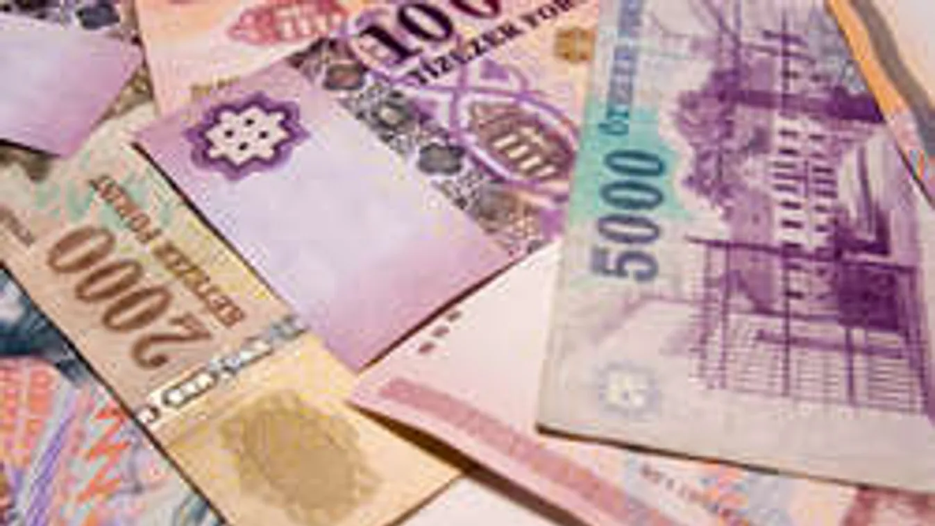 Százezernél is több munkaszerződés szűnik meg