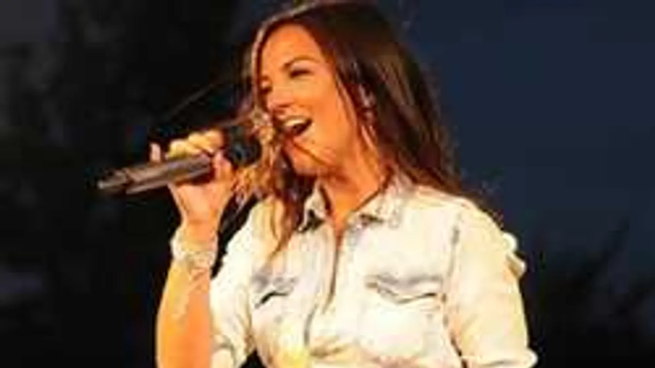 Bréking! Első gyermekével várandós a magyar sztár