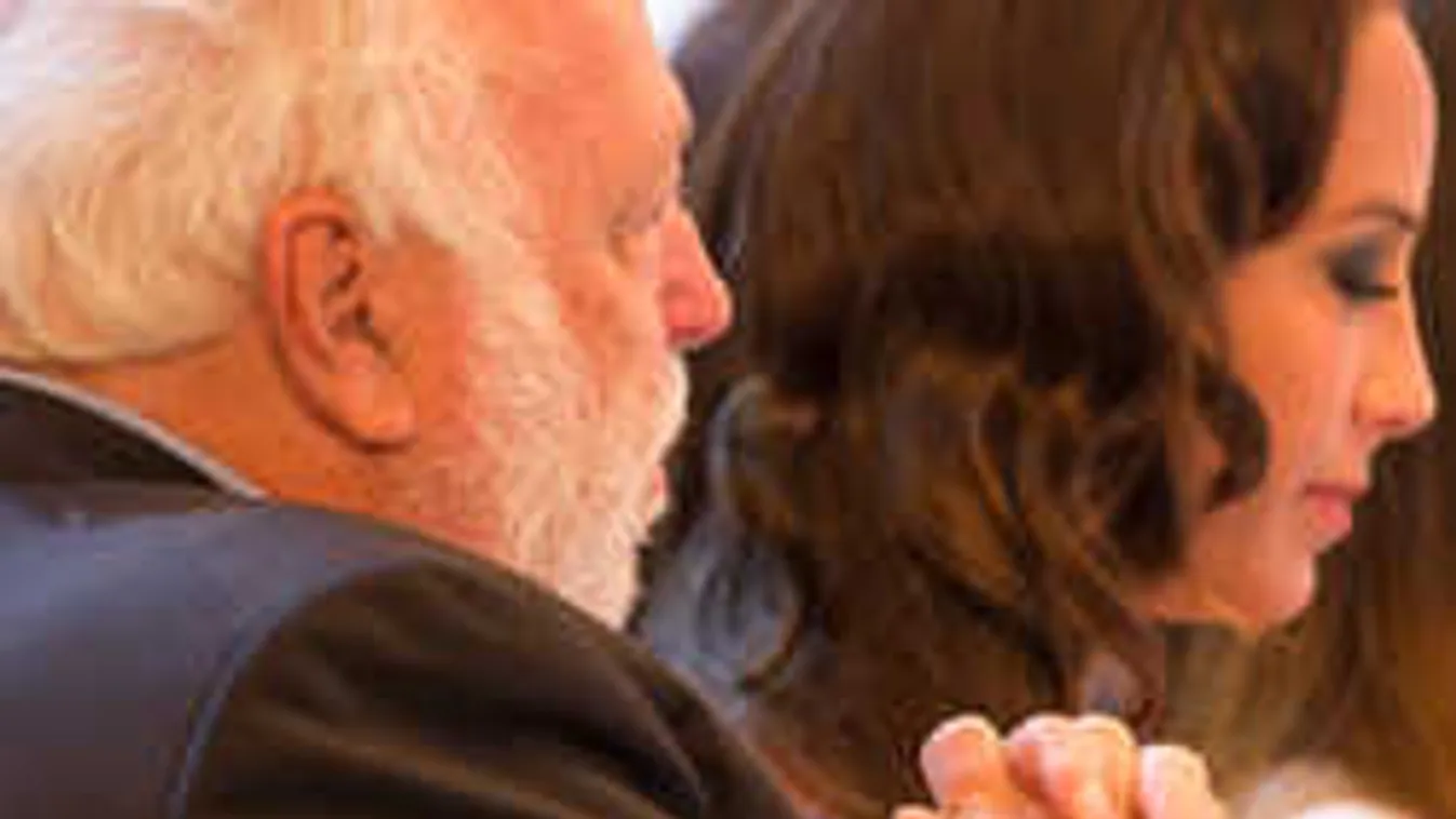 Megható üzenettel búcsúzik elhunyt férjétől Vajna Tímea