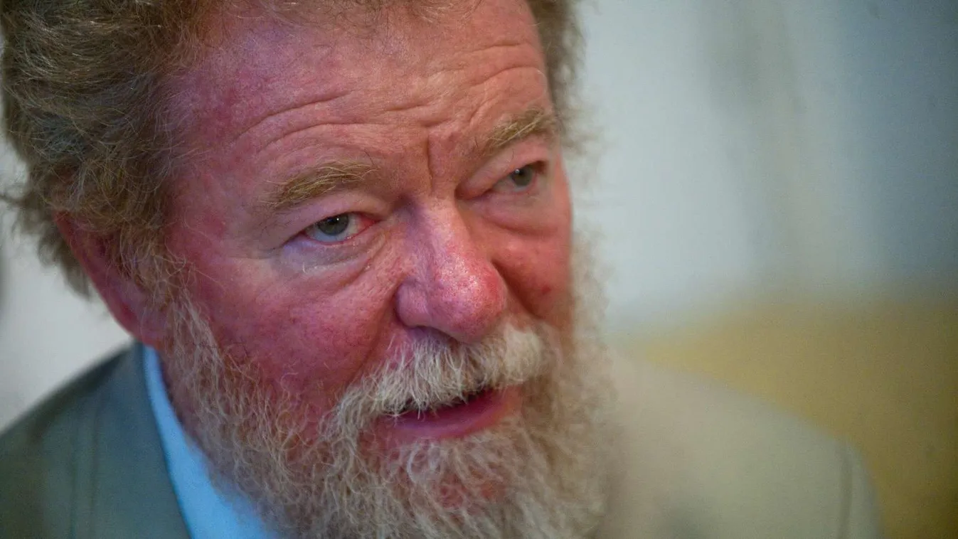 Megszólalt a Donáthot vádoló nő: „Fogdosott, alám nyúlt, megfogta a melleimet”