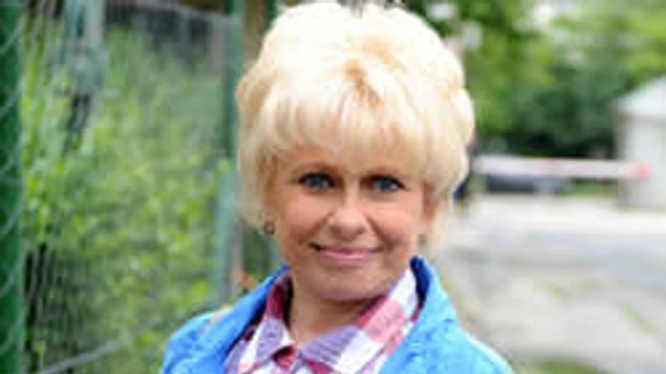 Mitől fiatalodott meg ennyire Esztergályos Cecília?