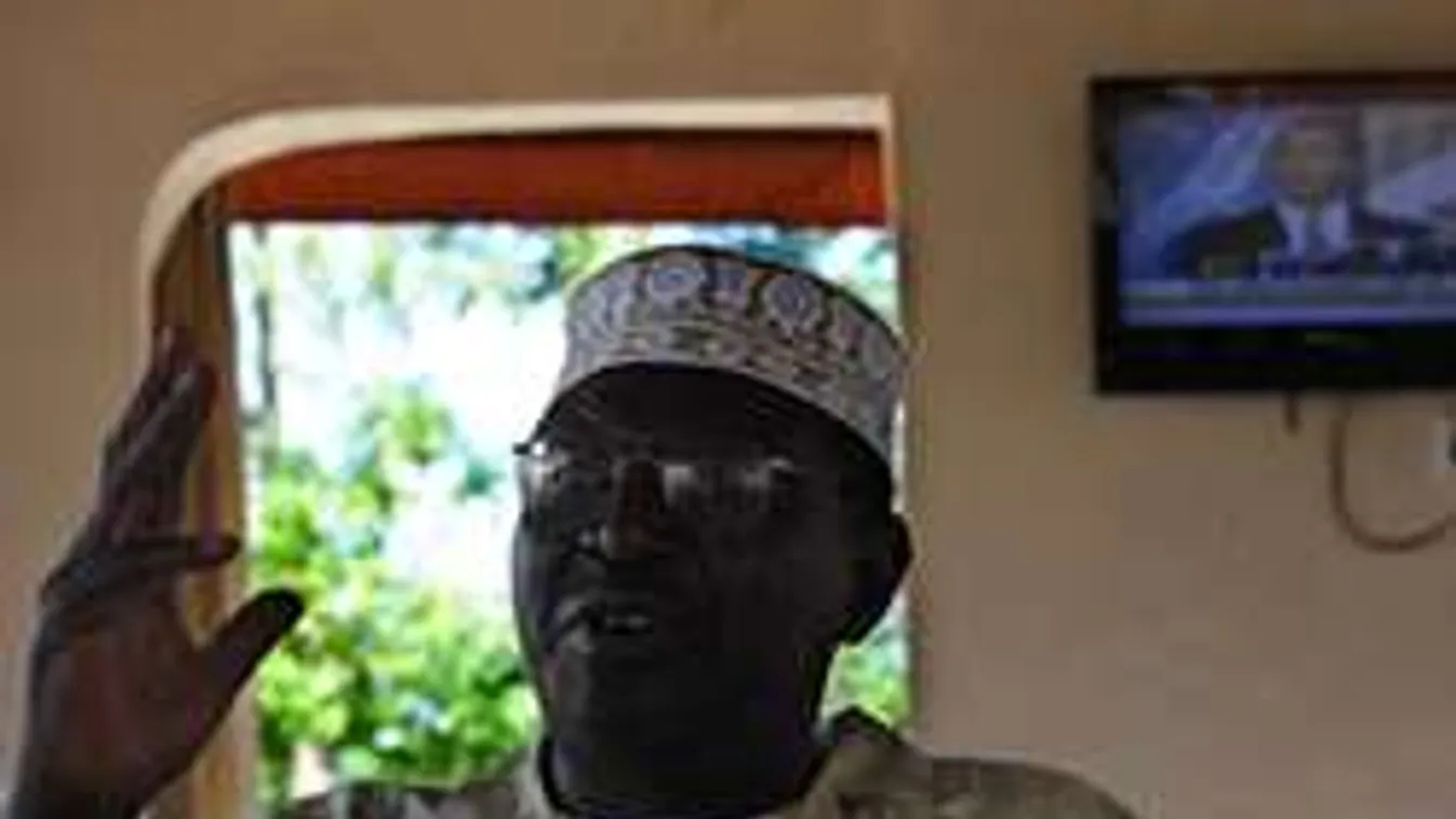 Családi botrány: Ezért szavaz Obama féltestvére Trumpra