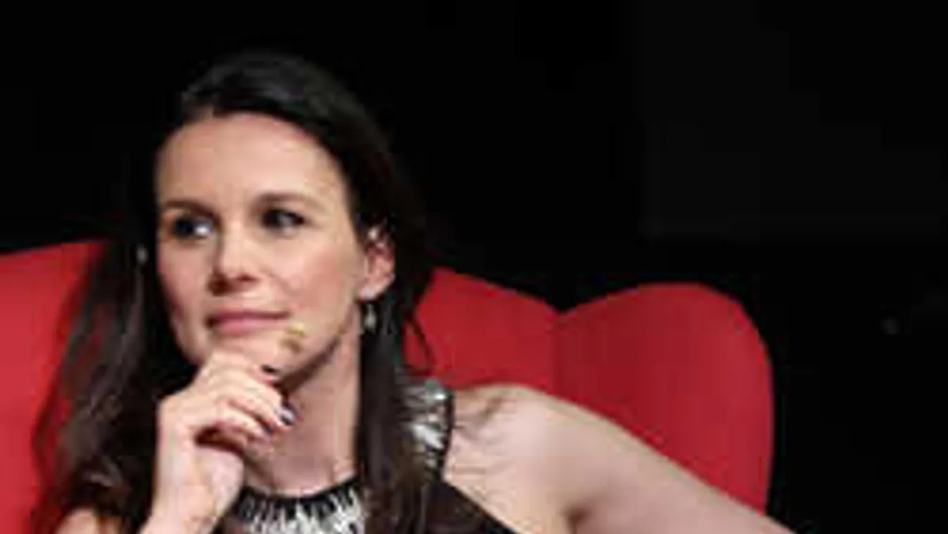 Kétségbeesett a magyar színésznő, majdnem megfulladt a fia