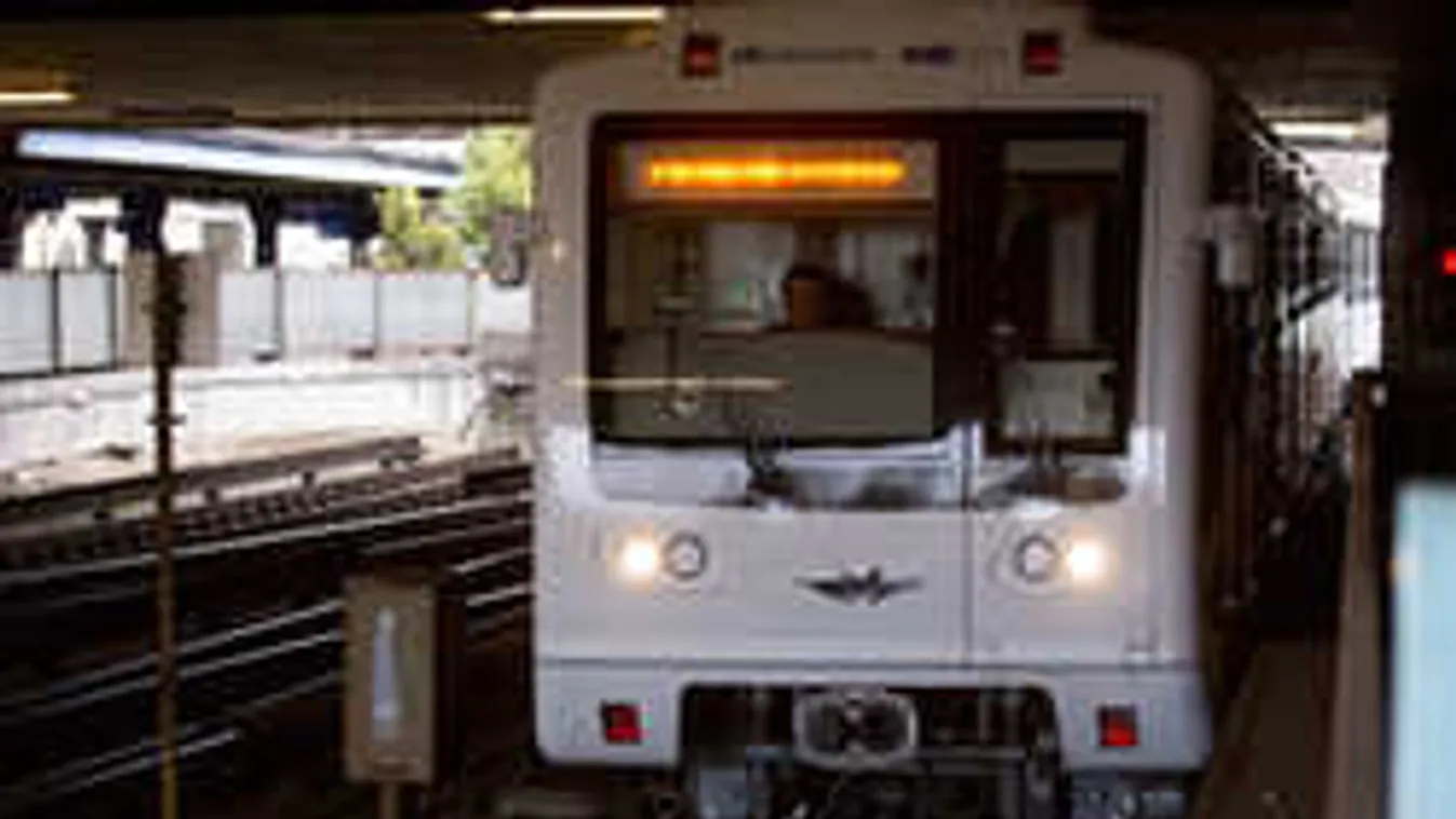 Egy teljes hétig végig jár a 3-as metró