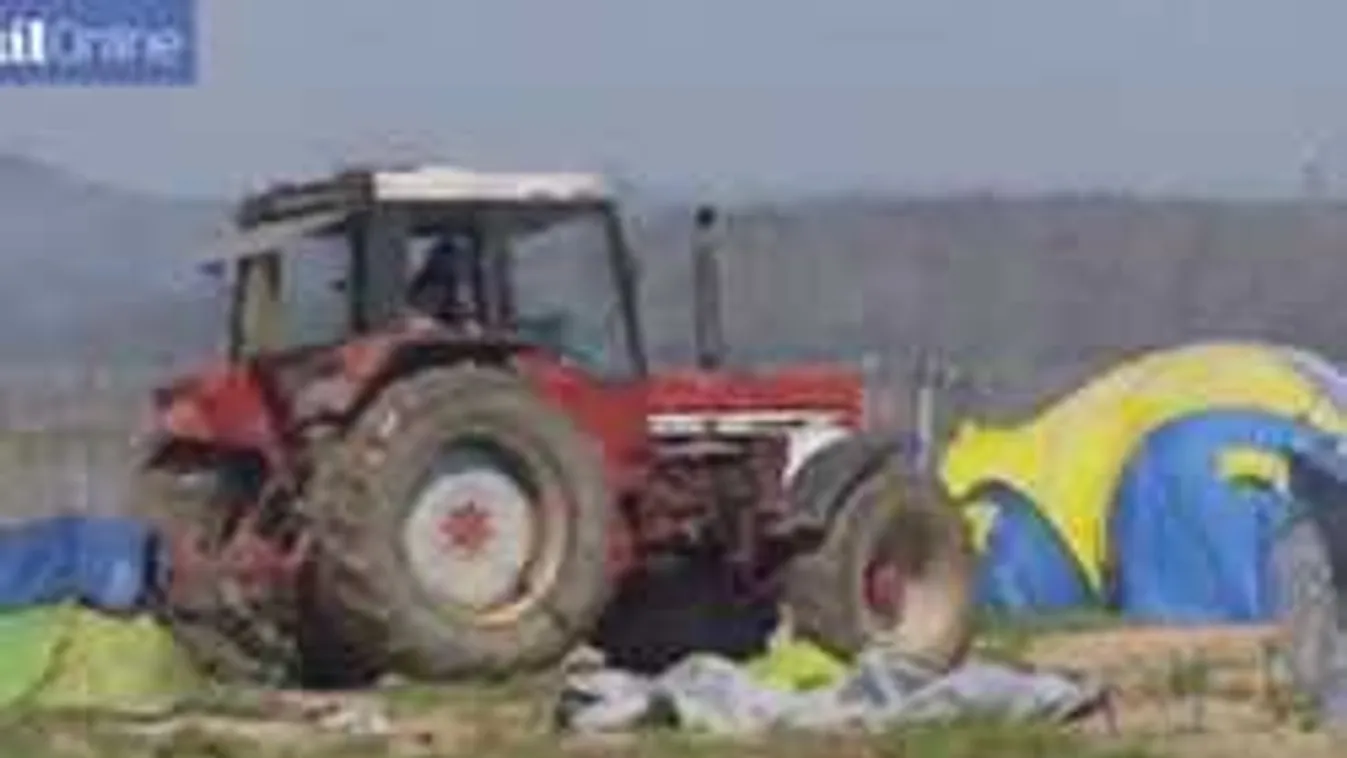 Az ideges farmer "beszántotta" a migránsokat! Videó