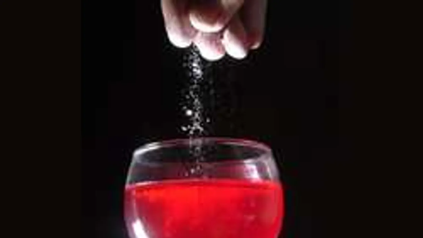 Az utcára dobta a holttesteket, miután megerőszakolta a fiúkat