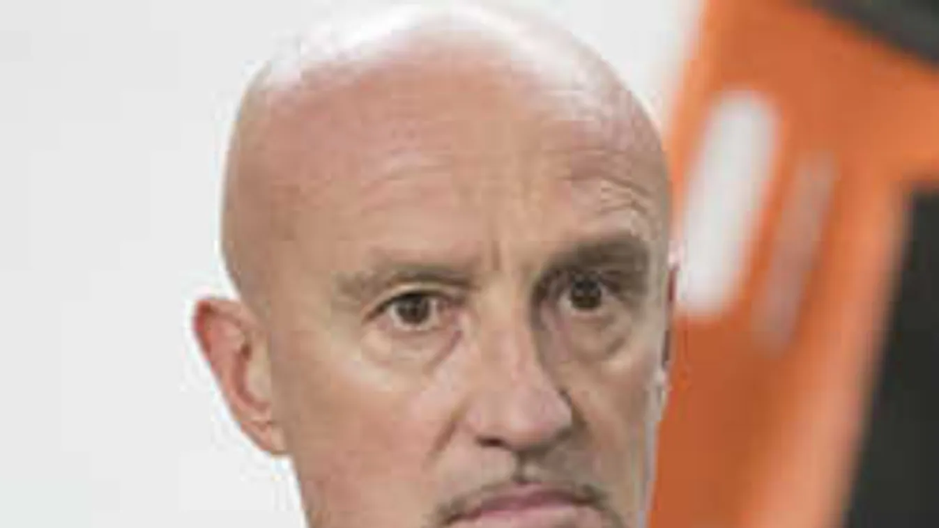 Marco Rossi panasza: néhányan kilógnak a sorból