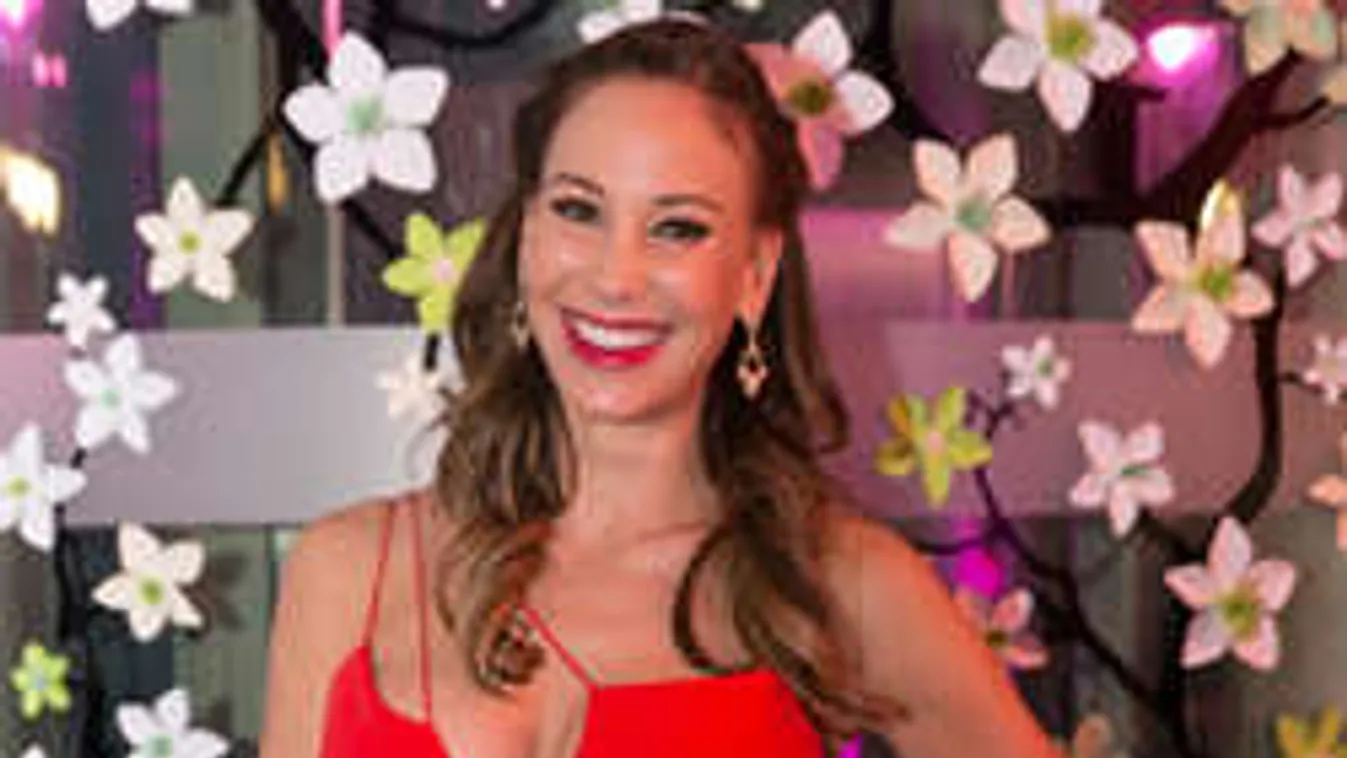 Meglepő bejelentés: ekkorra várja gyermekét Vajna Tímea