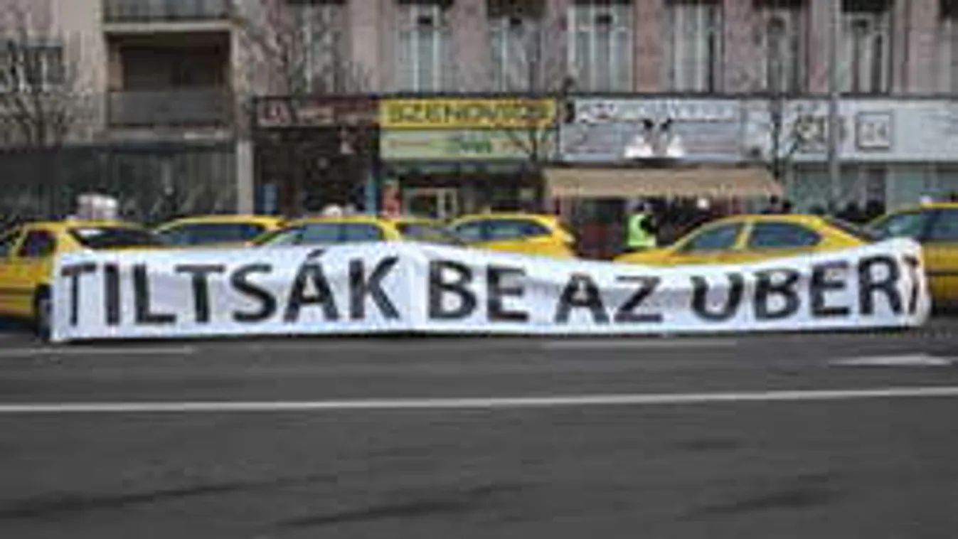 Nem kímélik a neten az elkeseredett taxisokat