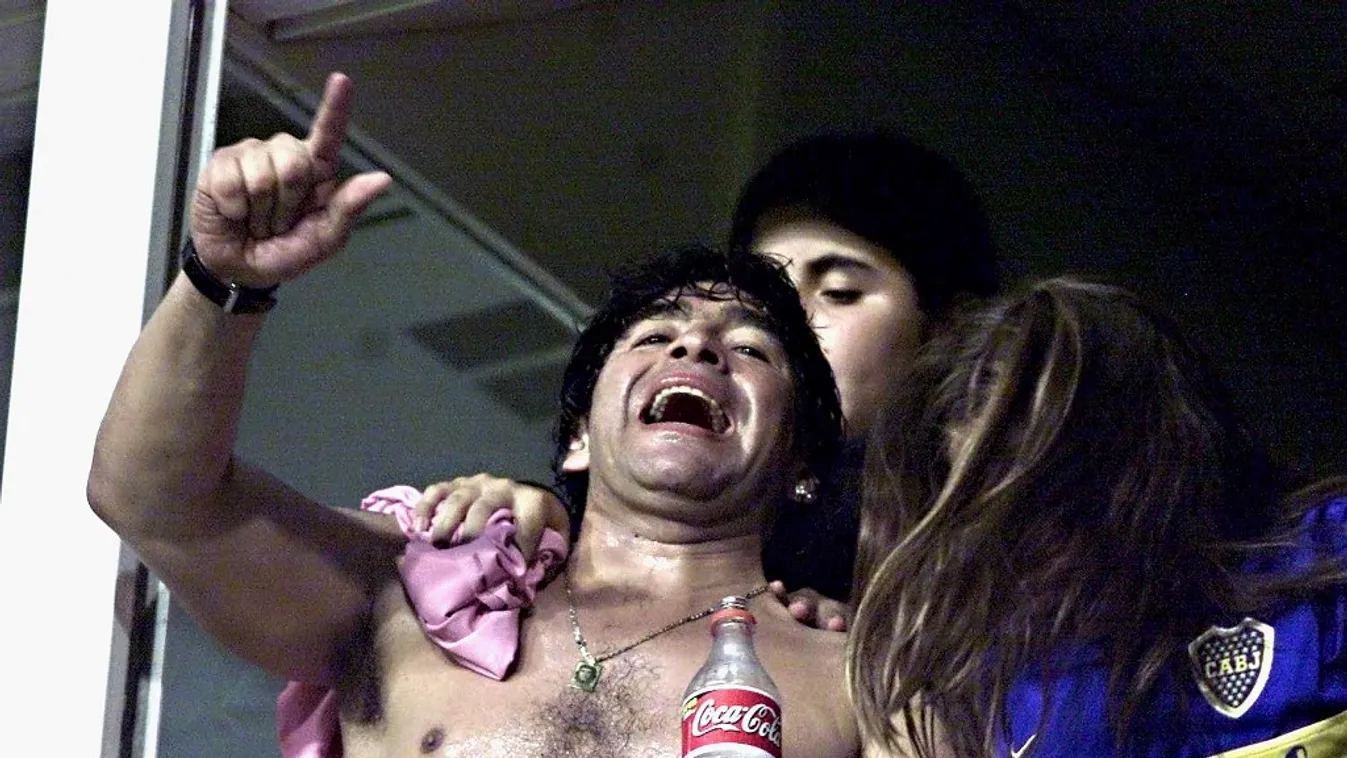 Maradona 2000-ben, amikor 40 évesen a kubai tinilánnyal járt