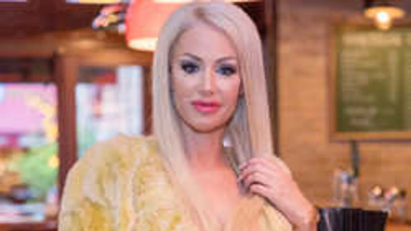 Ultra szűk felsőben osztja az észt Kelemen Anna