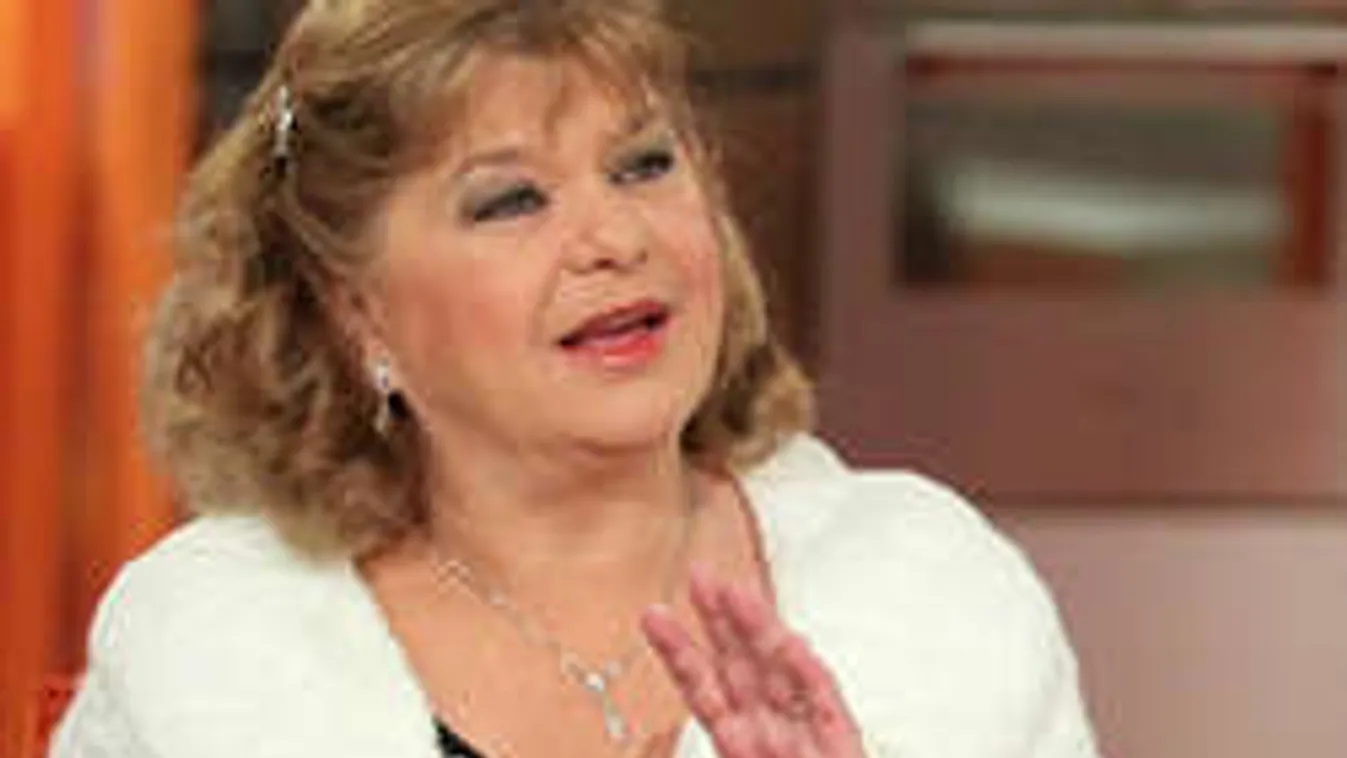 Összeroppant a gyásztól Oszvald Marika!