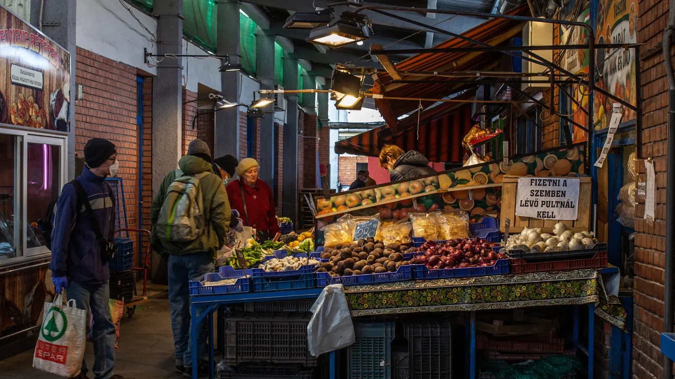 Durva, mennyibe kerül az emutojás a Bosnyák téri piacon
