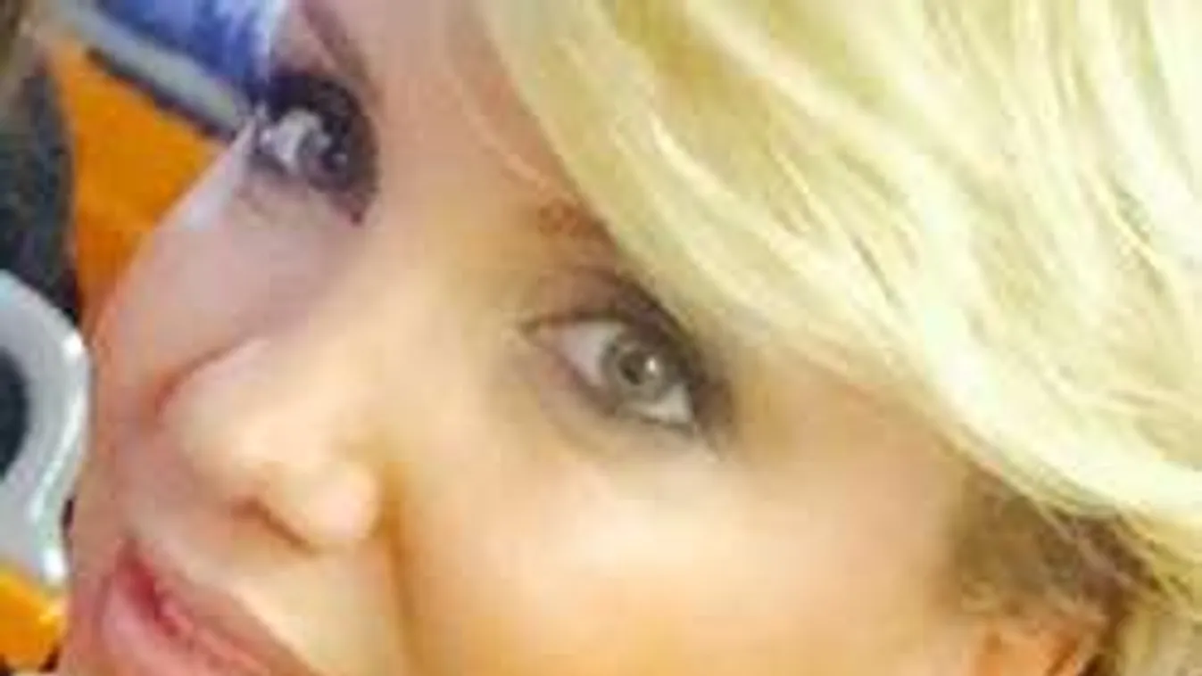 Kapocs Zsóka örökbe fogadta Rudit