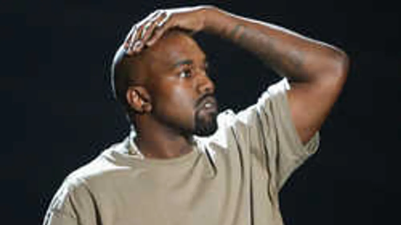 Kikelt magából a világsztár: nyilvánosan járatta le a rappert