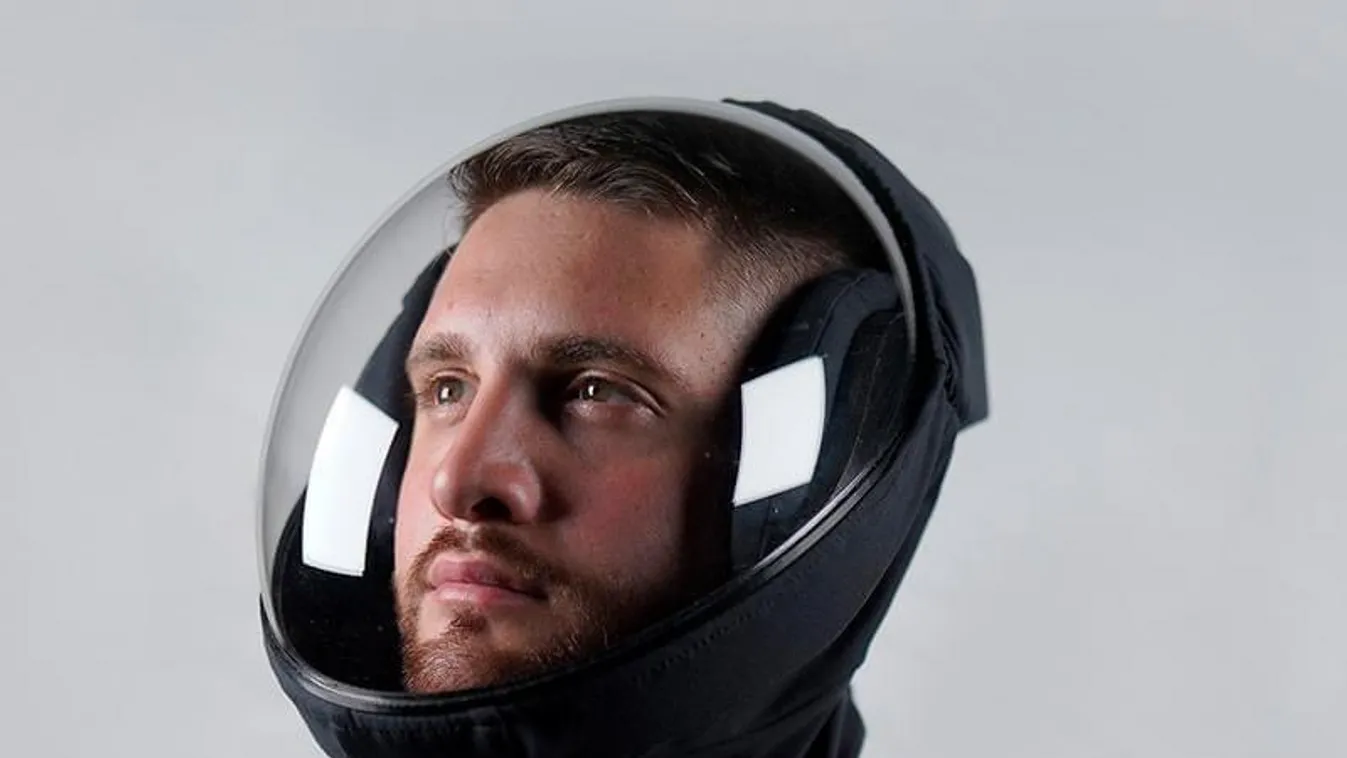 Maszk helyett már űrhajós sisakot is hordhatunk