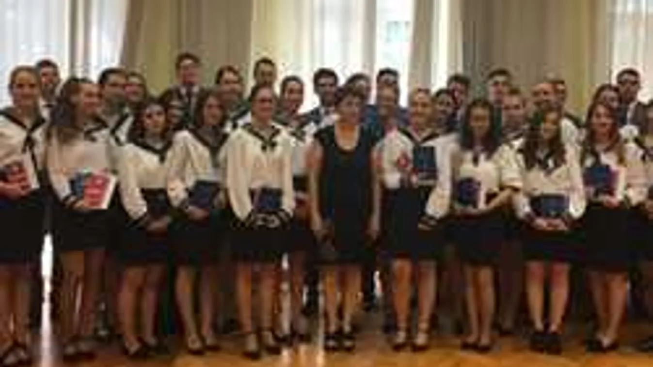 Hallatlan, mit csinált az egész osztály egy győri gimnáziumban