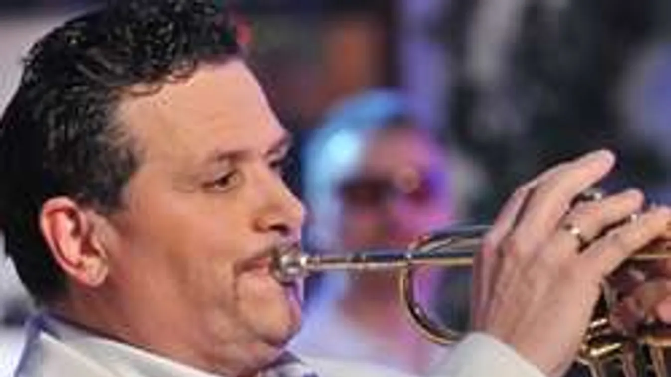 Lagzi Lajcsinak és családjának is pszichológusra van szüksége