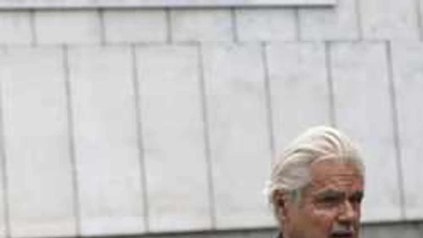 Rémisztő vallomás, ezért tart fegyvert a házban az idős magyar színész