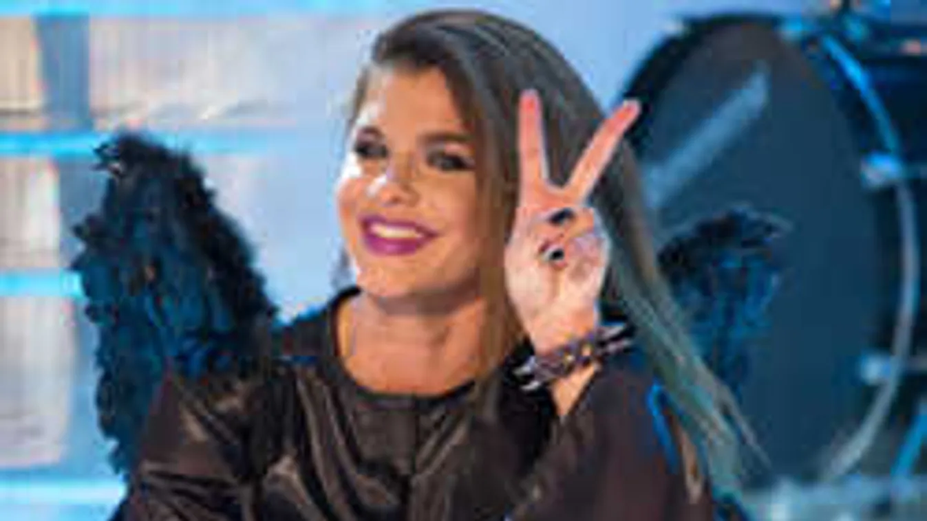 Megható dolgot tesz a magyar sztárénekesnő, ezt kevesen vállalnák be