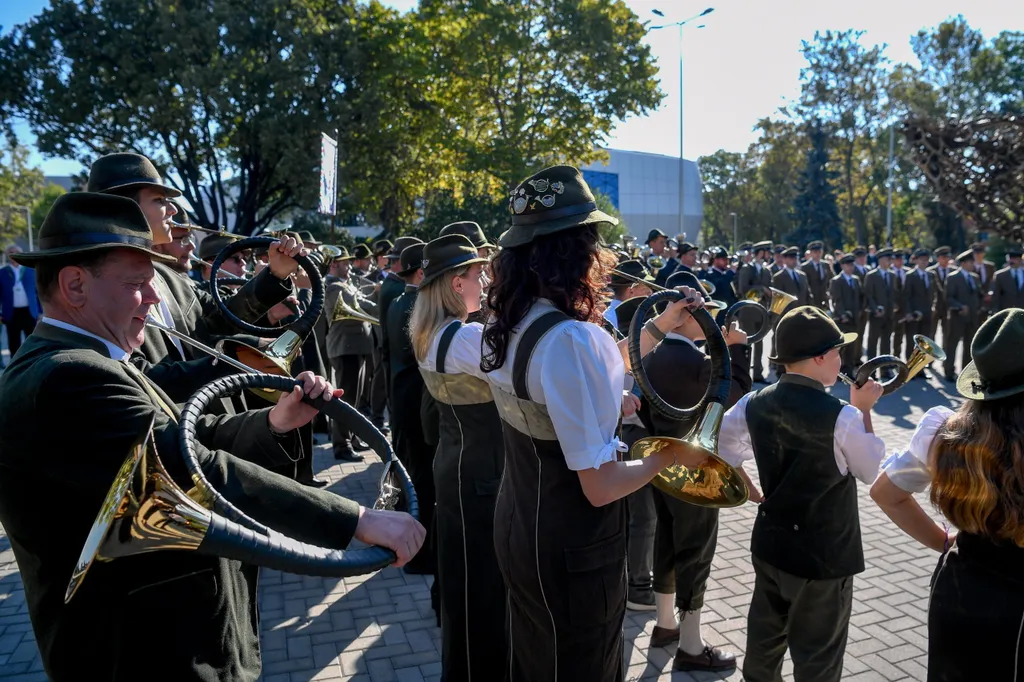 Vadászati világkiállítás - Megnyitó