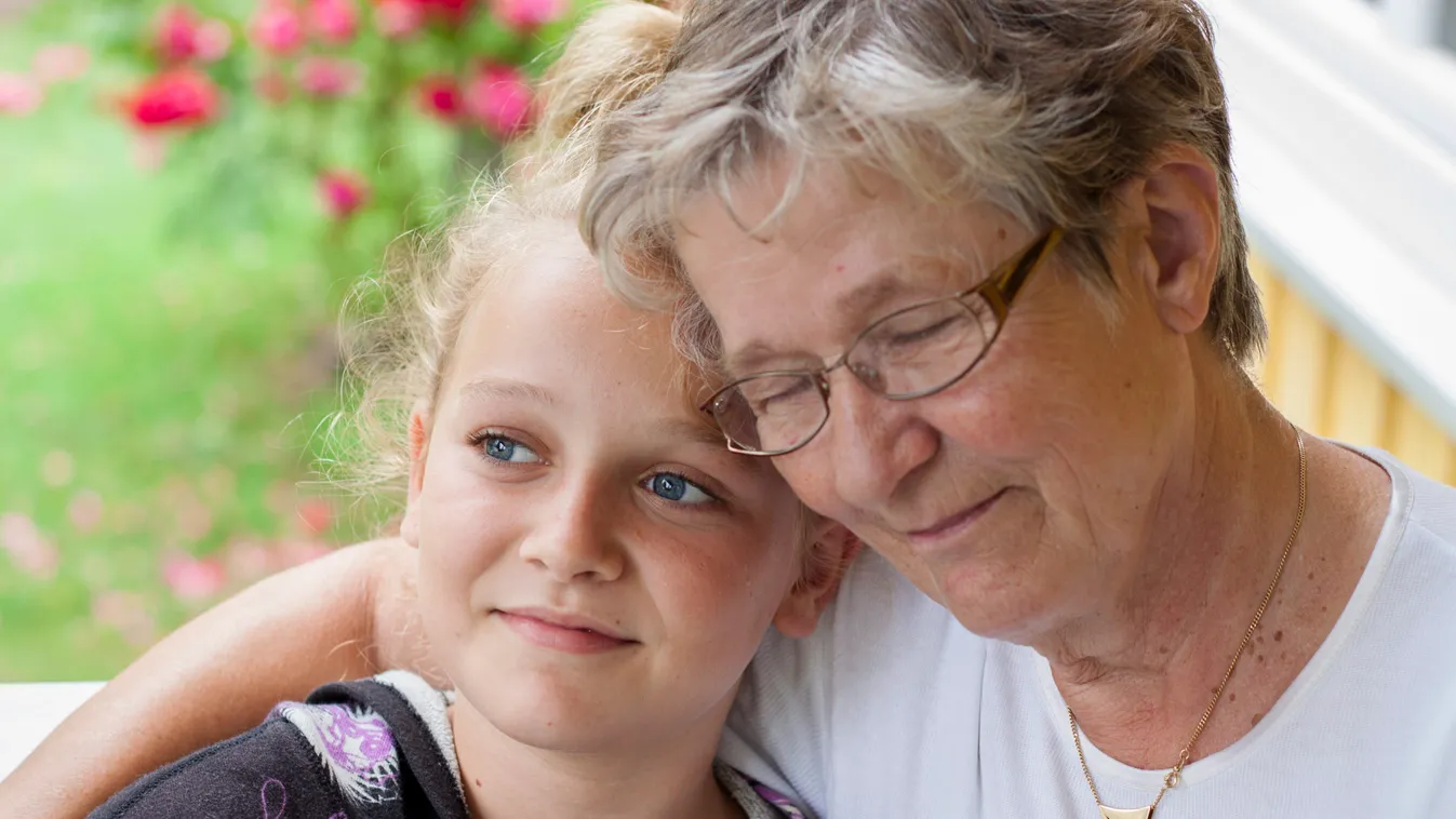 „Remélem eljut hozzád, mert nagyon hálás vagyok„ – nagymamának és unokájának segített az ismeretlen nő