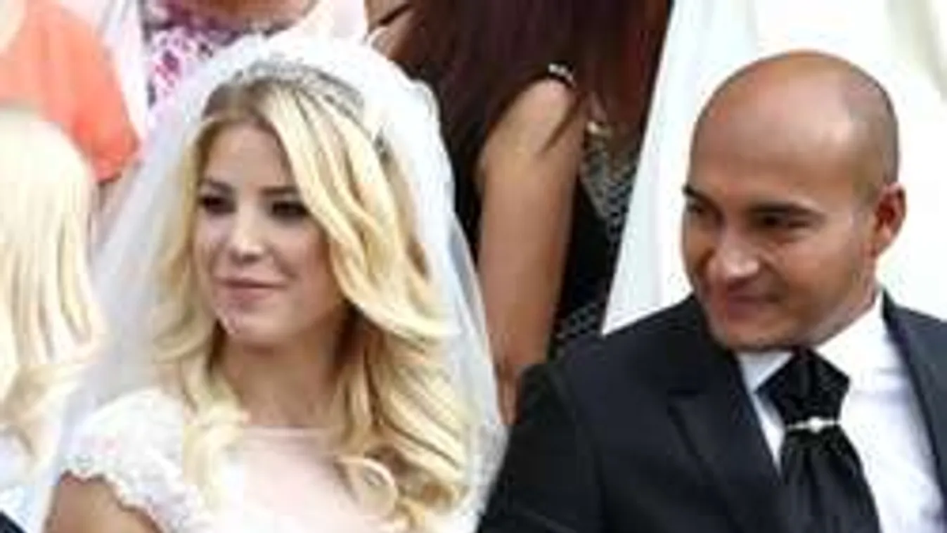 Így tömi a férje Szabó Zsófit - videó