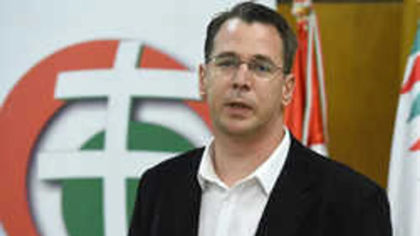 A Jobbik szóvivőjének elgurult a gyógyszere