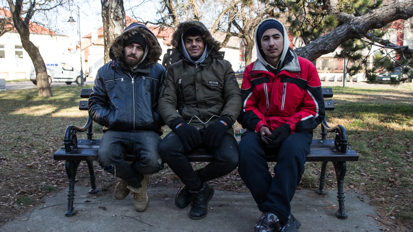 Szerbek taxiztatják a migránsokat Magyarországon