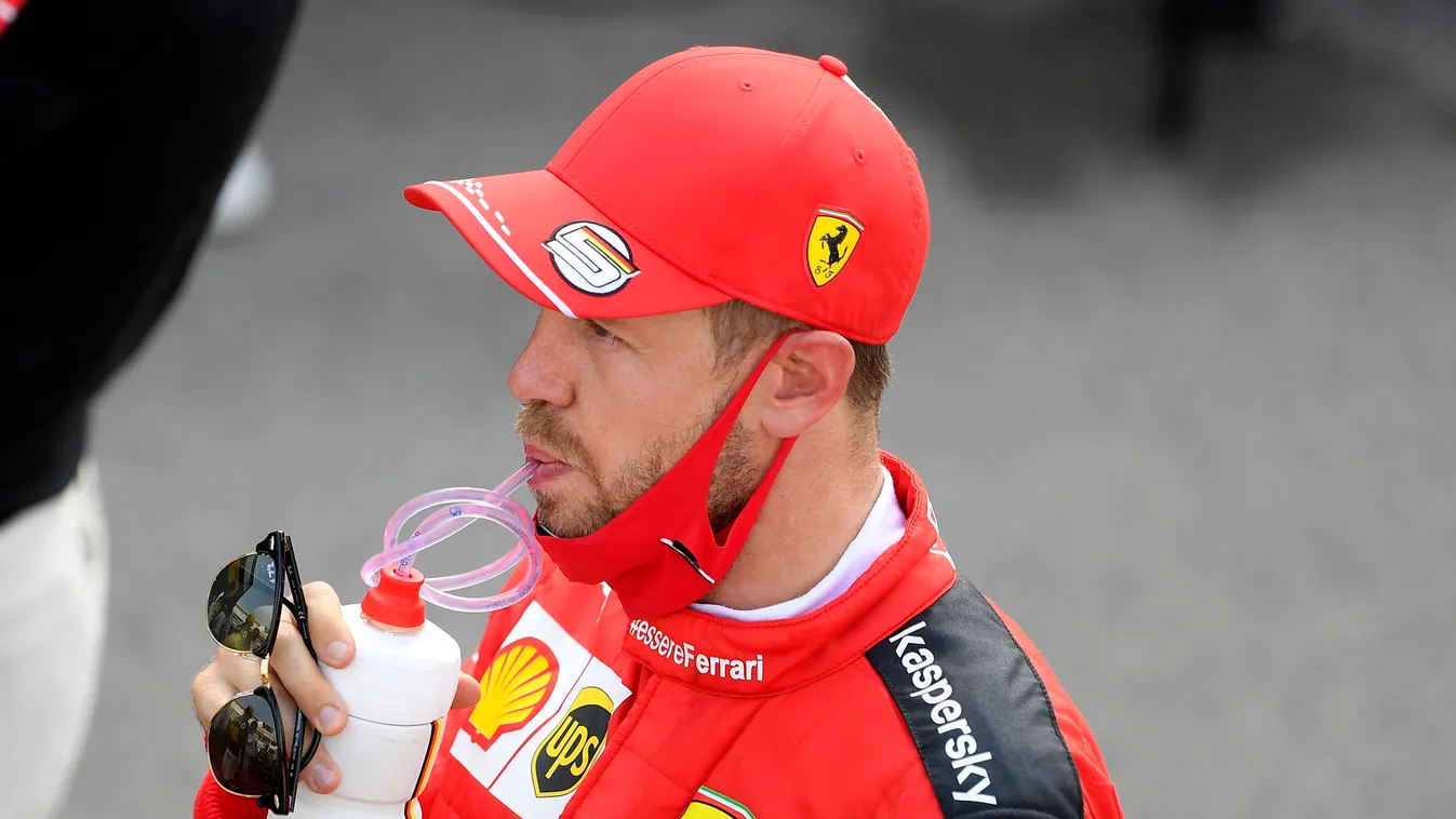 Vettel milliárdos összegért vett egy 28 éves használt autót