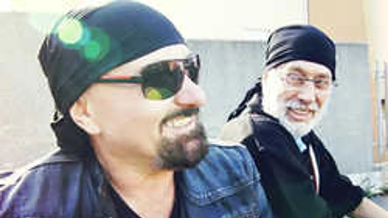 Szenzáció! Itt az önfeláldozó Gyilkos Cet-néni!